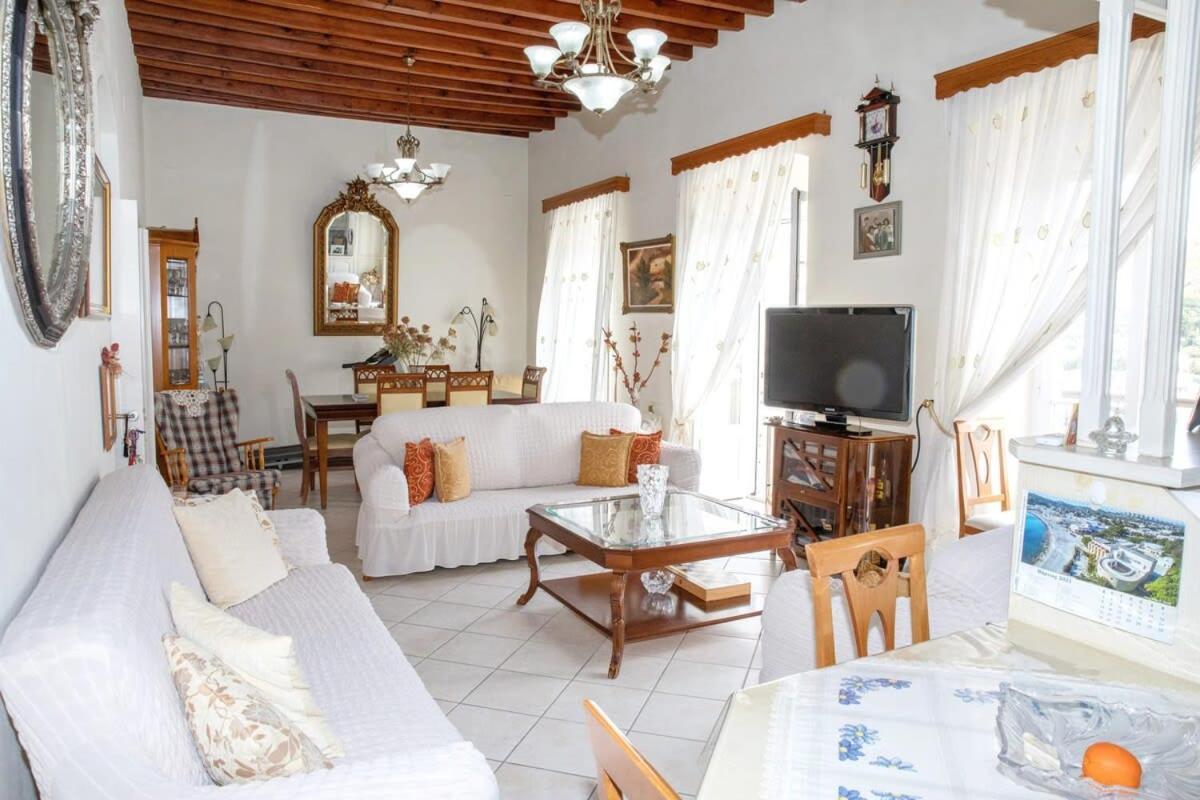 Neoclassical Splendor Unique Experience In Leros Panteli エクステリア 写真